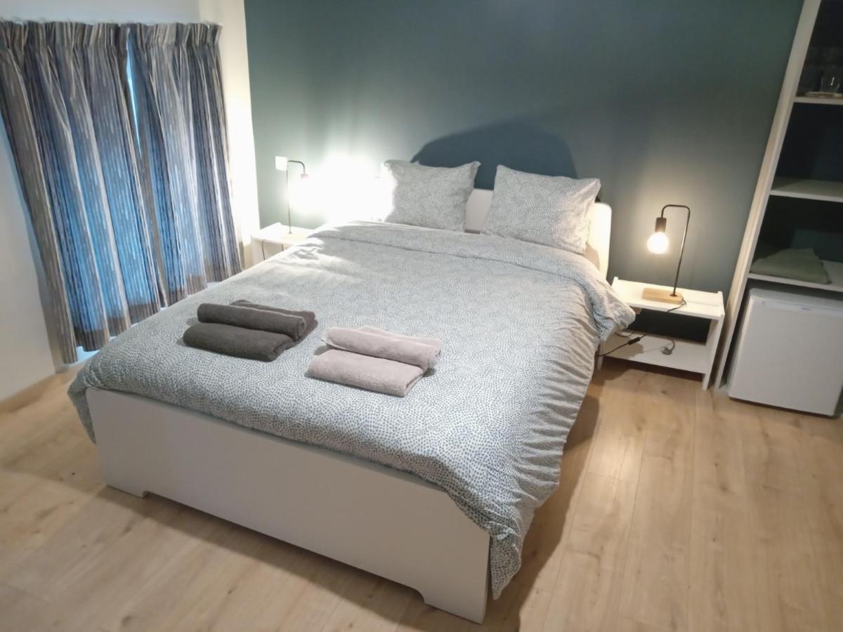 Bed and Breakfast Le Vieux Noyer Nassogne Zewnętrze zdjęcie